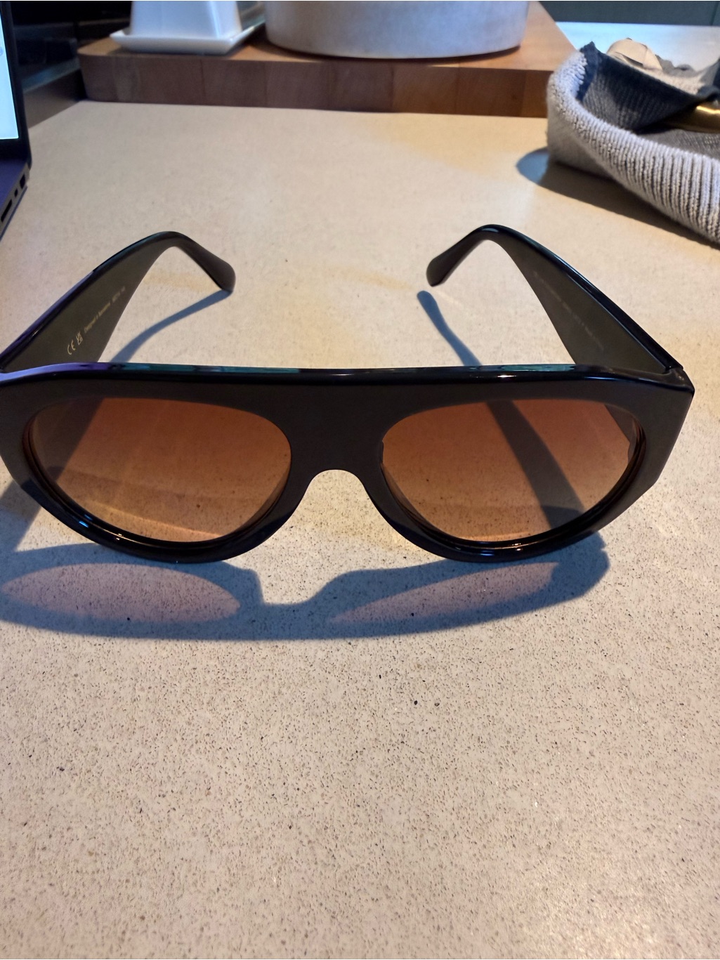New*Meller Lira Sunglasses In Black/Brown — image 8 of 8